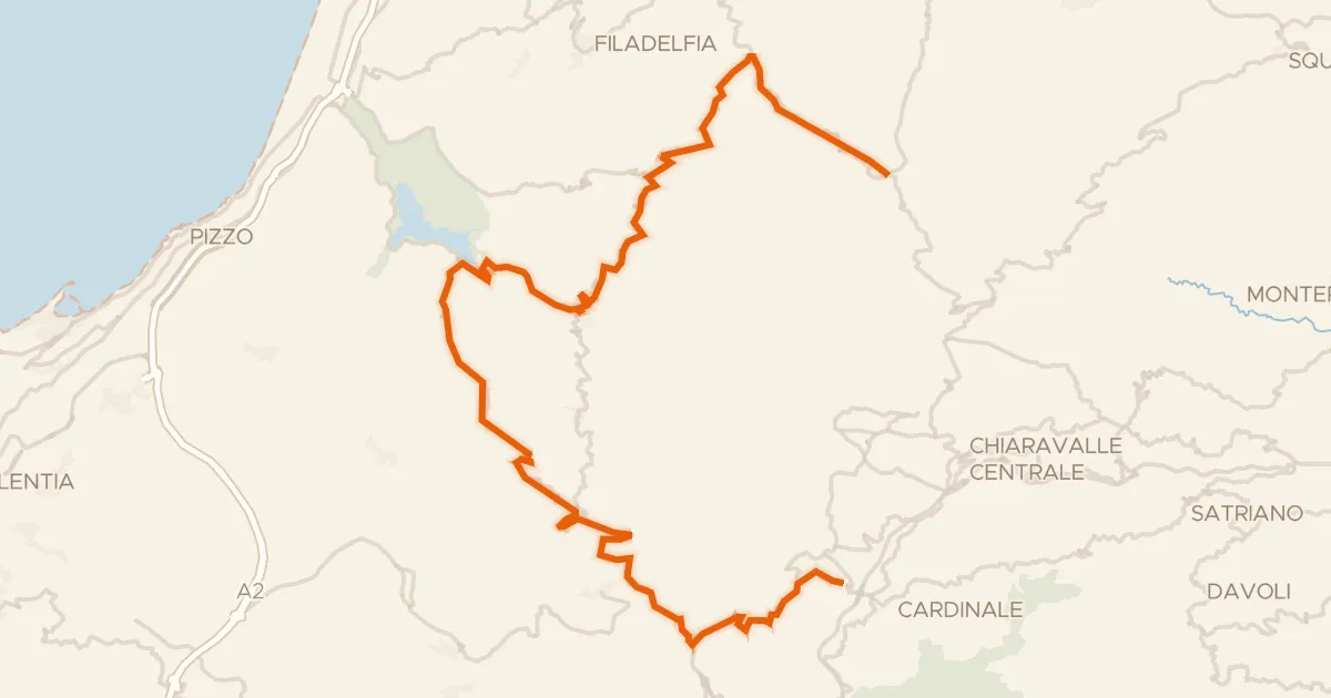 Kaart van de fietsroute Ciclovia dei Parchi della Calabria - Variante Lago Angitola